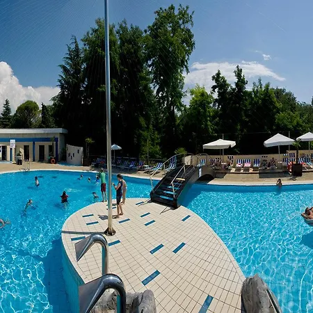 Valamar Diamant * 포레치
